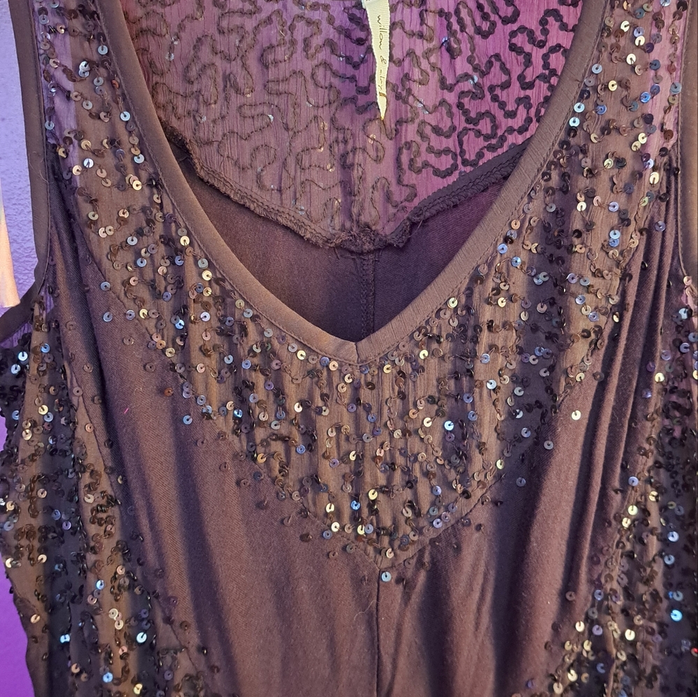 Willow & Clay Purple Sequin Sleeveless Top. Size Medium - Picture 4 of 7